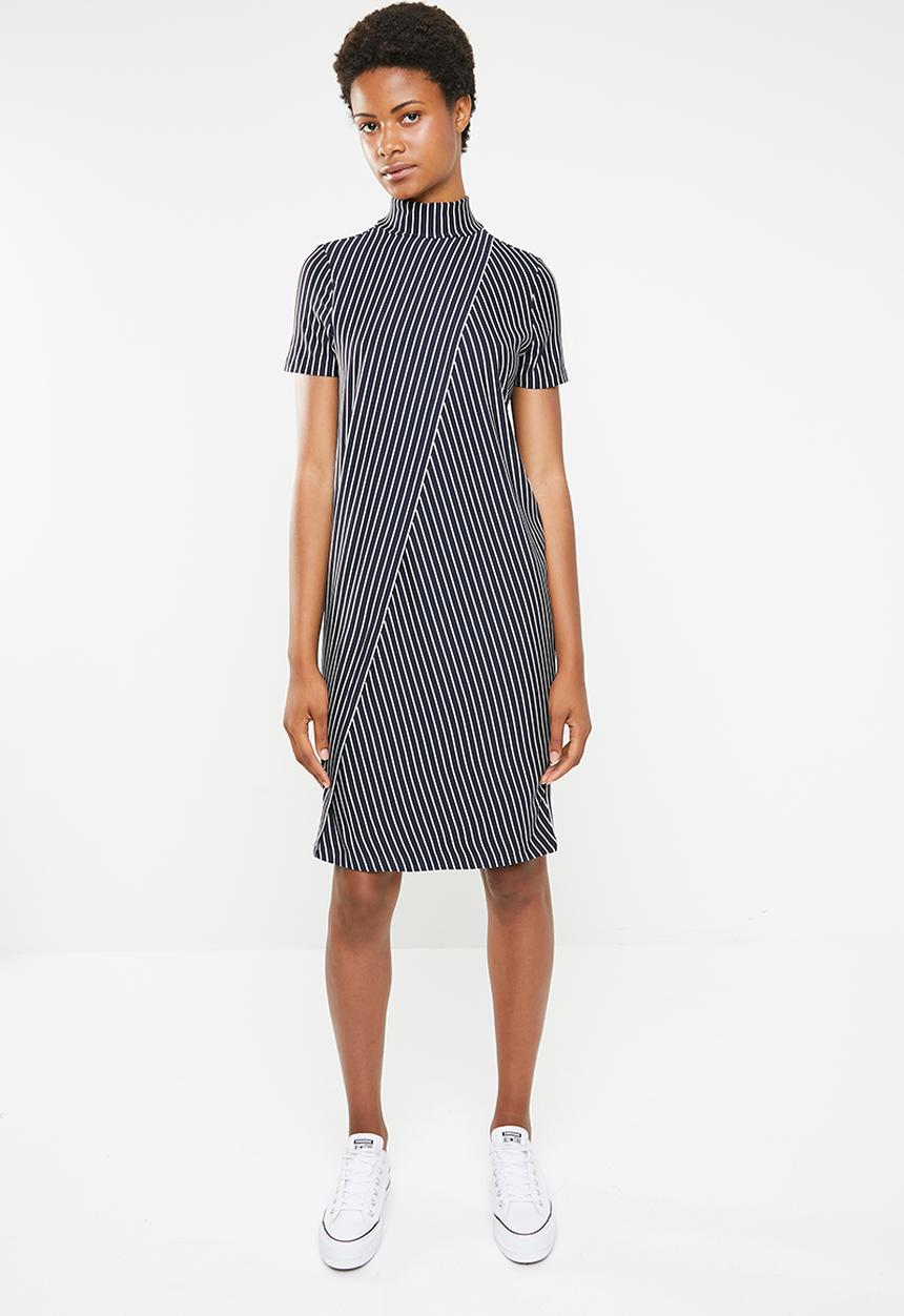 Noisy May - Alana short sleeve stripe - navy & white