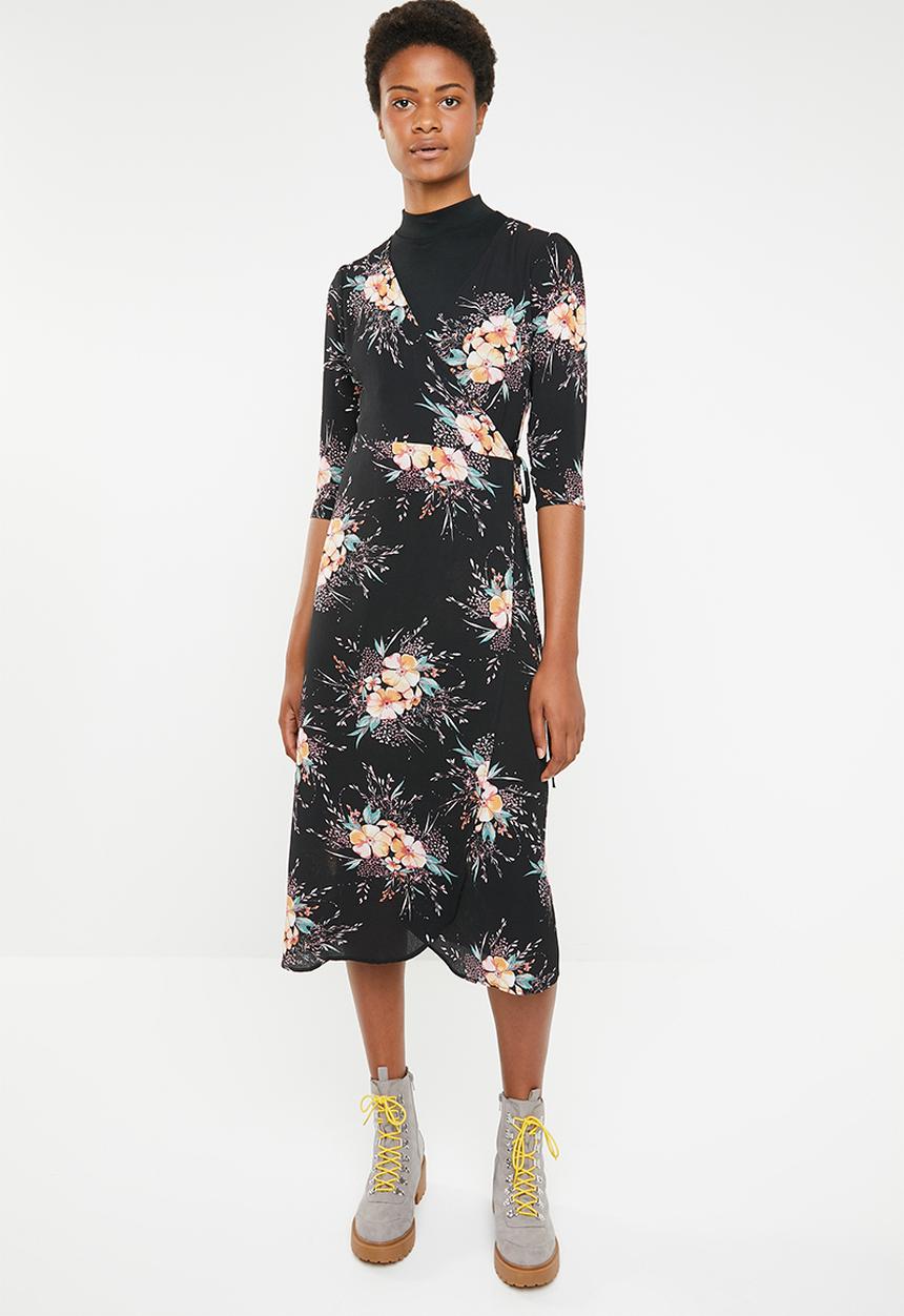 Brave Soul - 3/4 Sleeve faux wrap floral maxi - black