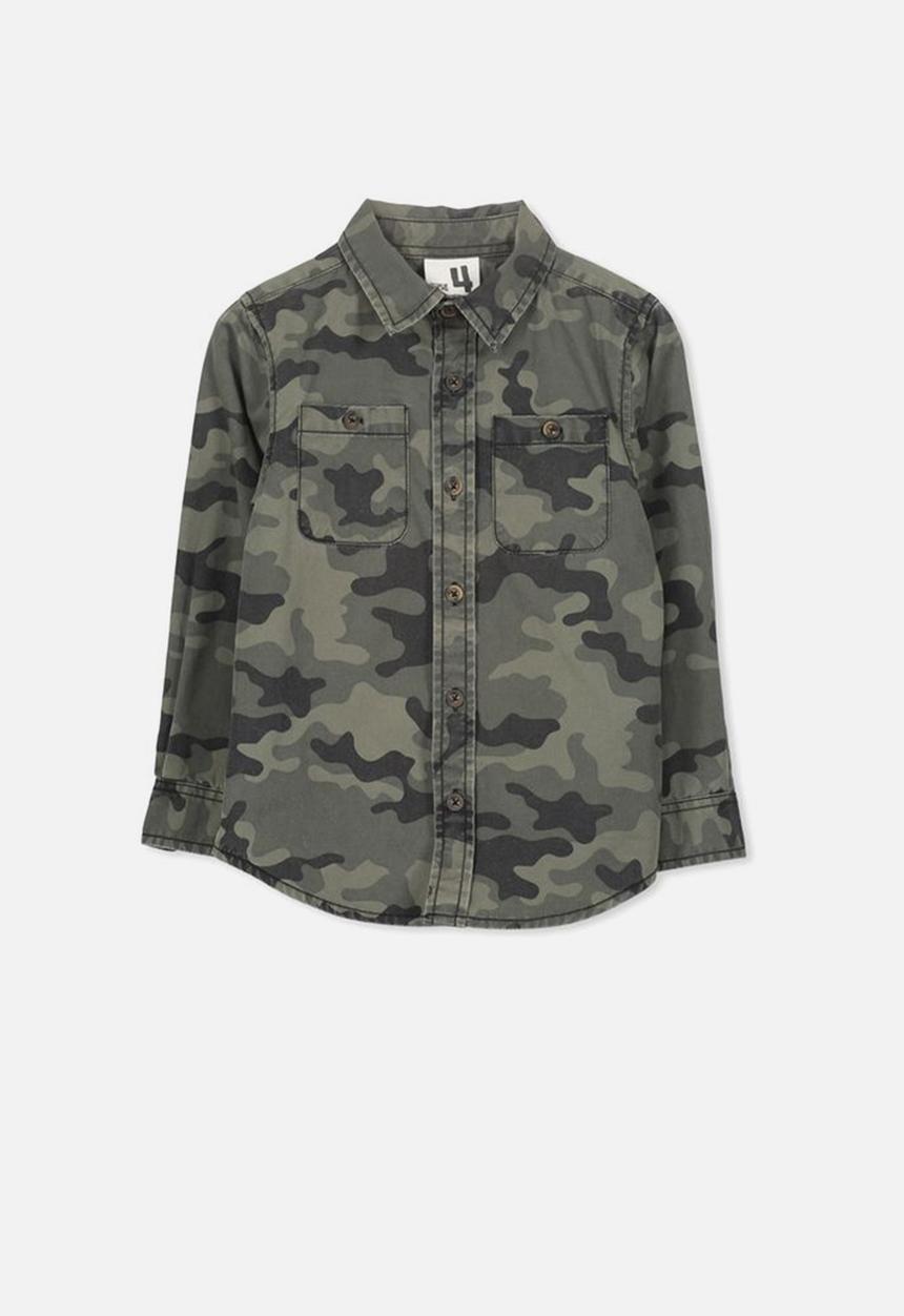 Cotton On - Noah long sleeve camouflage shirt - green
