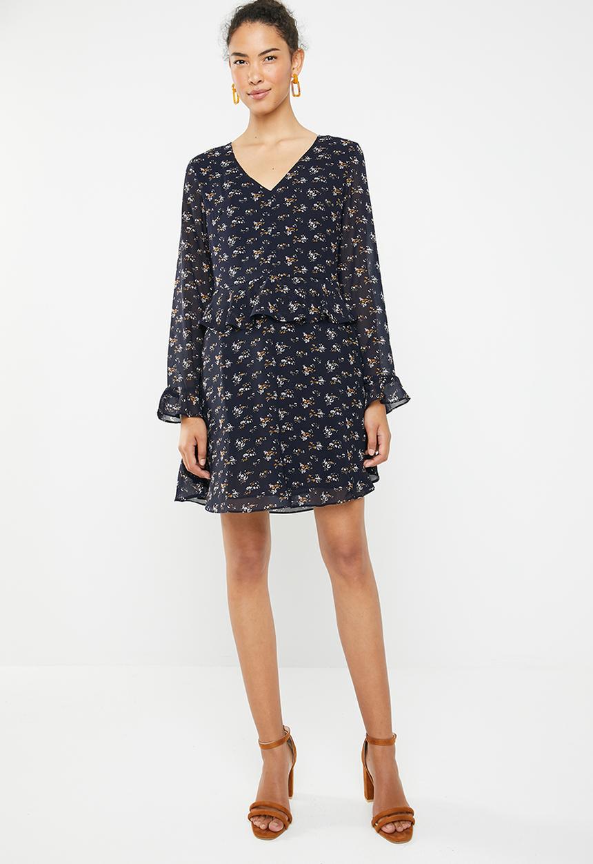 Brave Soul - Long sleeve floral dress with ruffle waist - navy