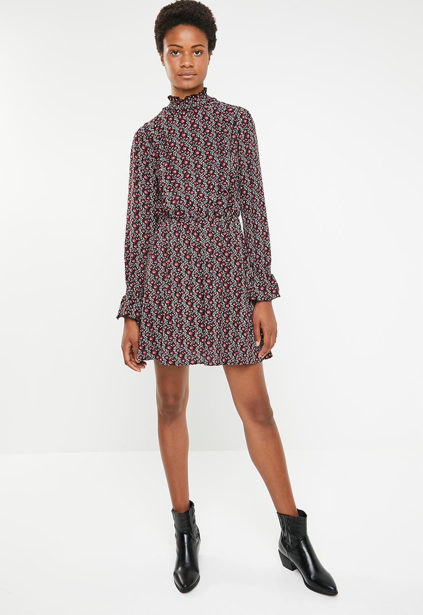 Brave Soul - High collar floral ruffle dress - black