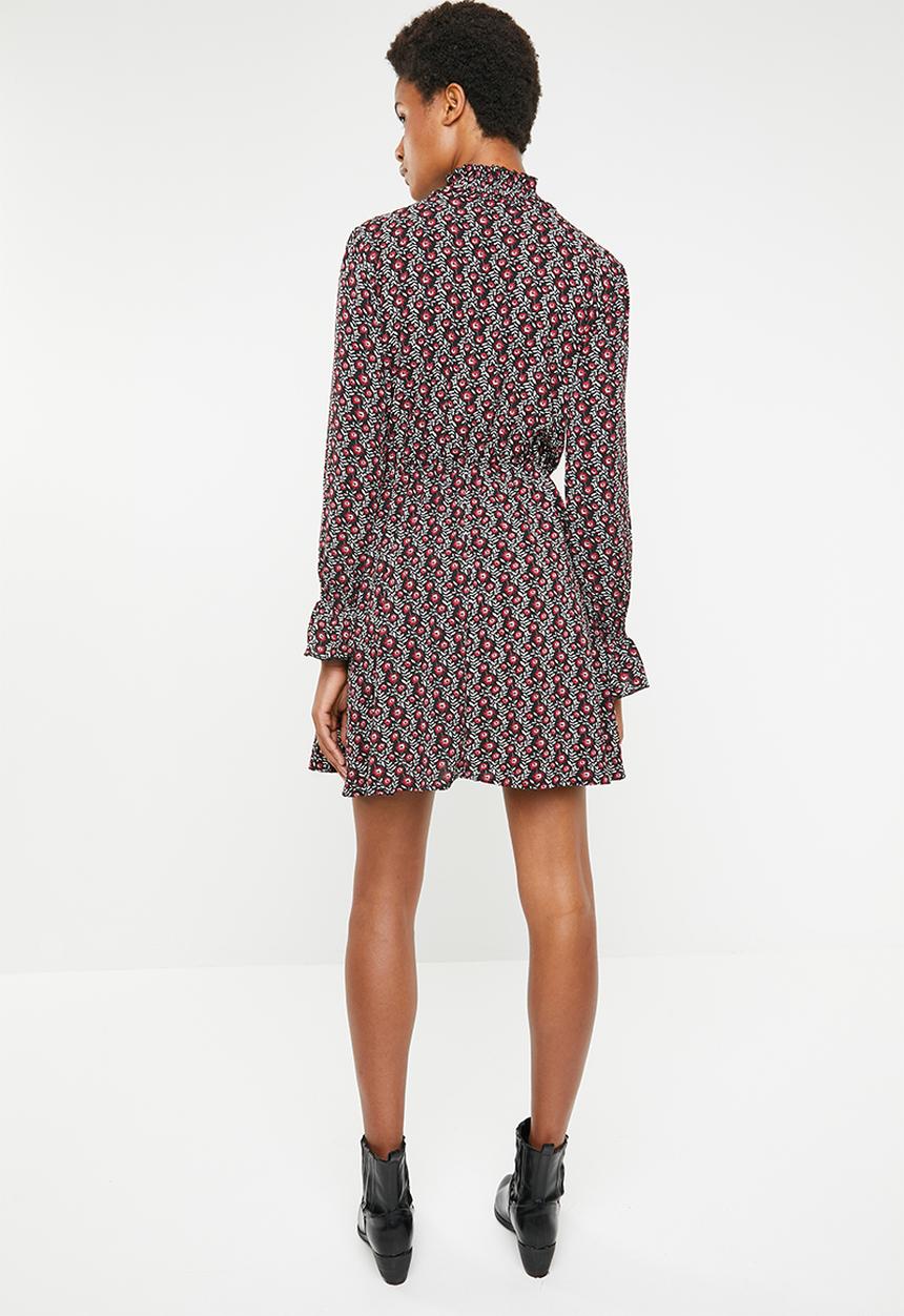 Brave Soul - High collar floral ruffle dress - black