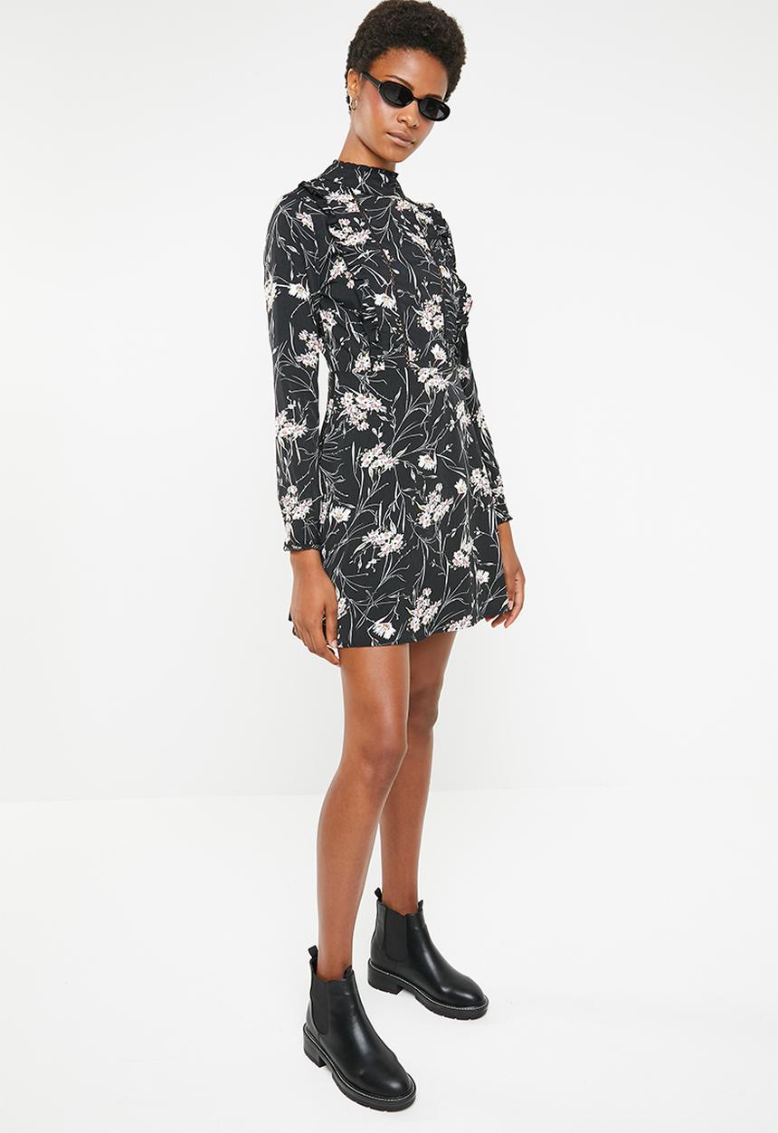 Brave Soul - Floral dress with high ruffle neck - black
