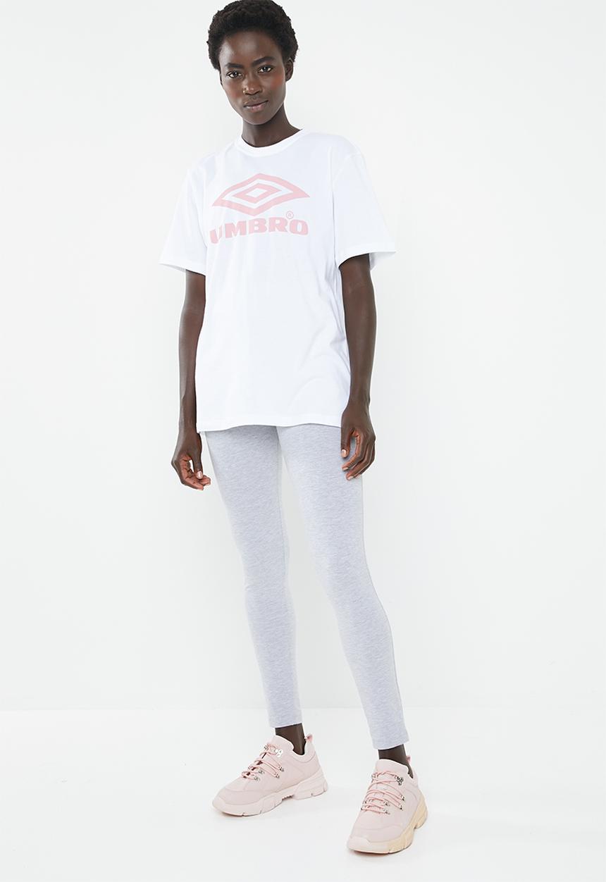 Umbro - Umbro boyfriend fit logo tee - white