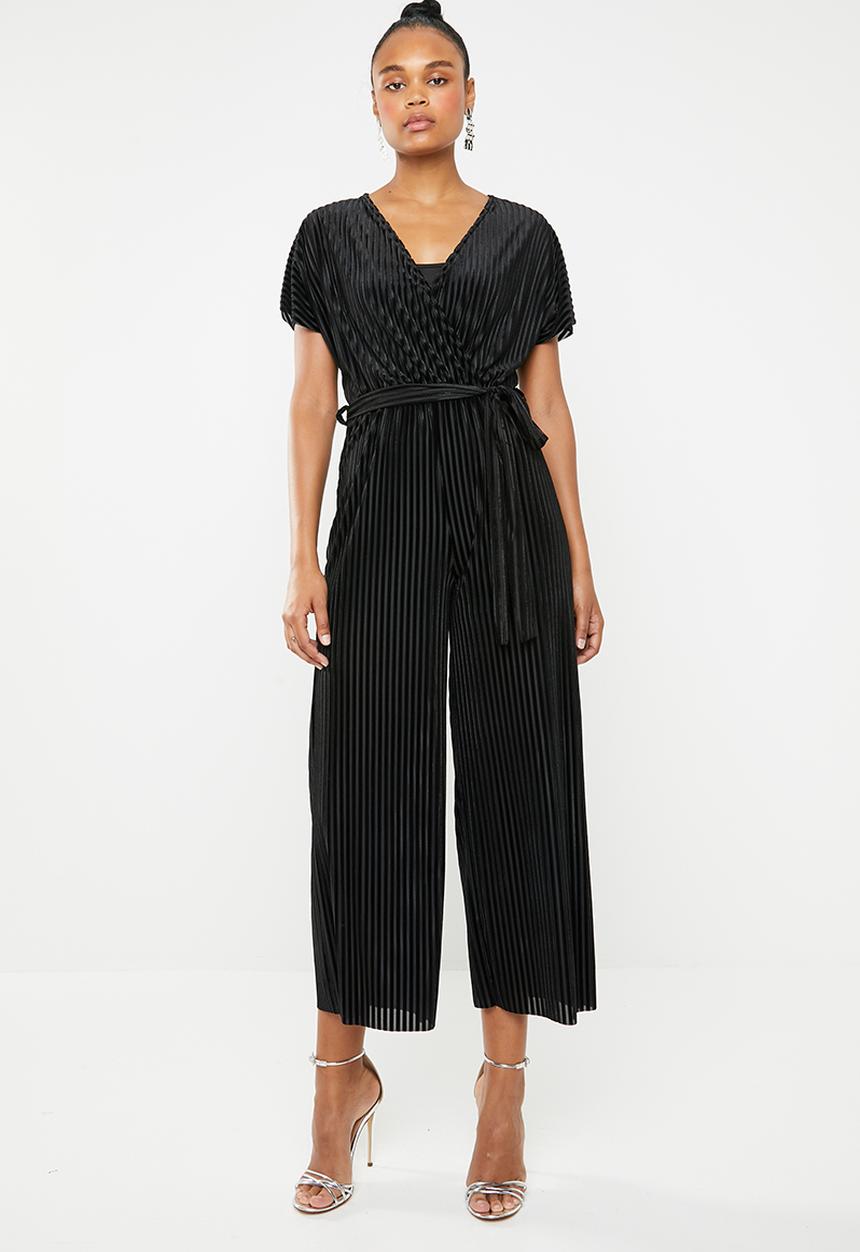Superbalist - Velour v-neck jumpsuit - black