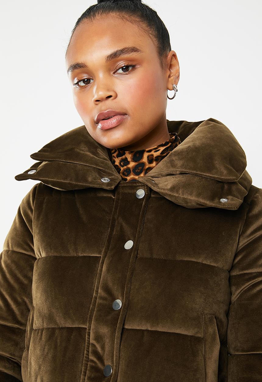 Missguided - Velvet cropped padded coat - tan