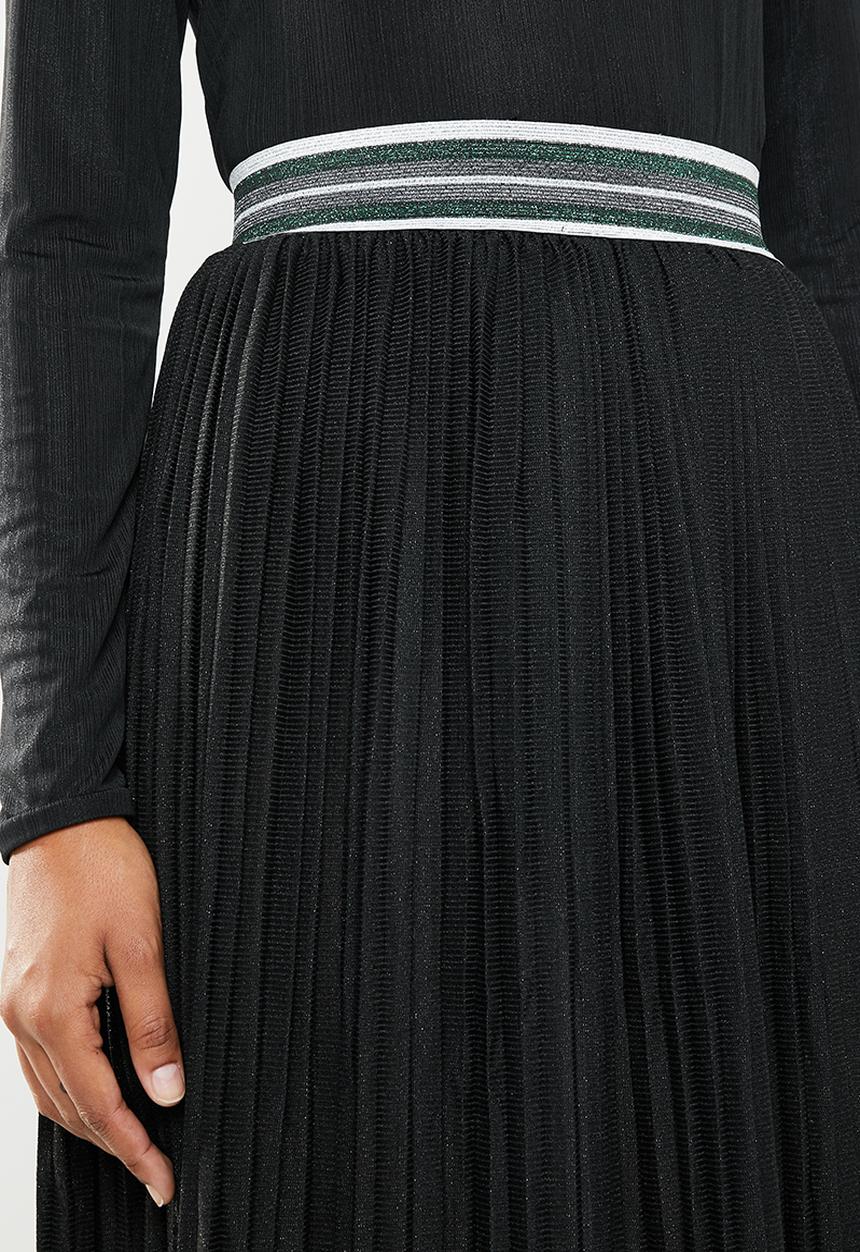 ONLY - New sway pleat skirt - black