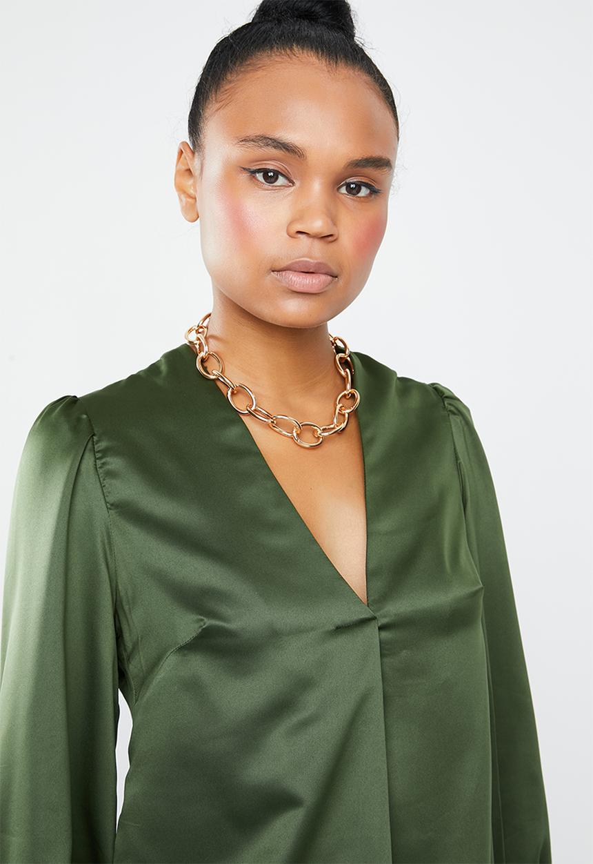 Superbalist - Deep V bell shirt - khaki