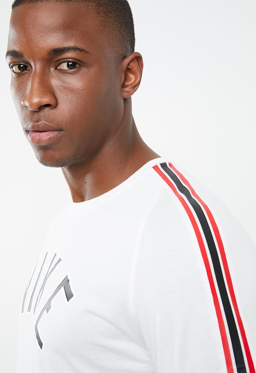 Nike - Tee cltr nike air 3 - white