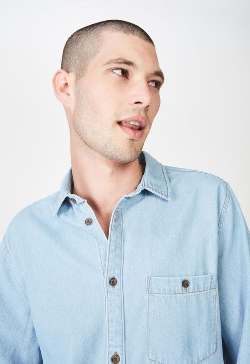 Cotton On - Distressed long sleeve denim shirt - blue