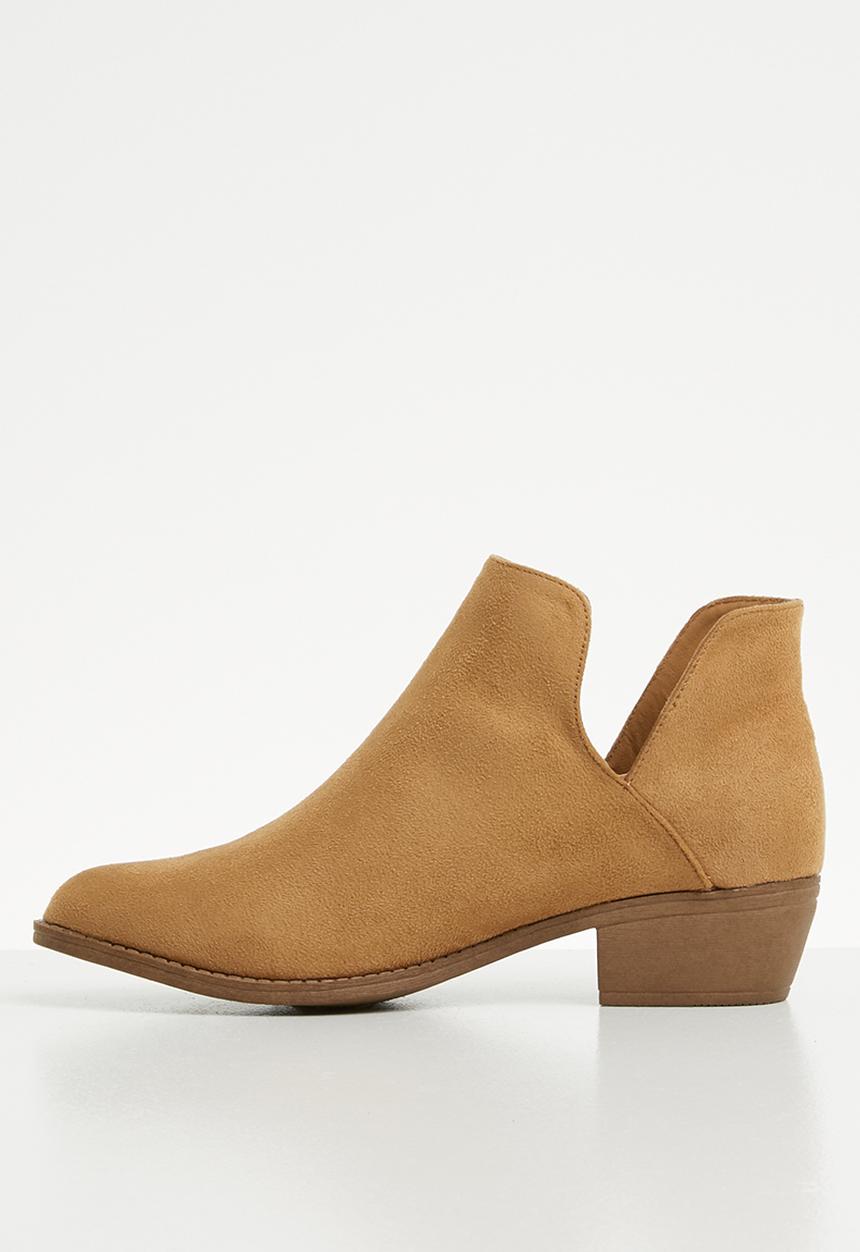 Jada - Slip on flat ankle boot - camel