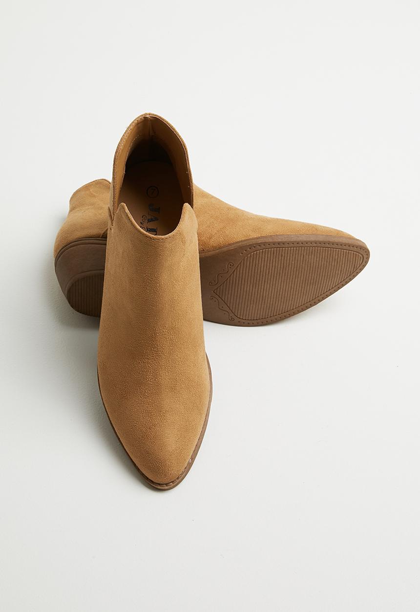 Jada - Slip on flat ankle boot - camel