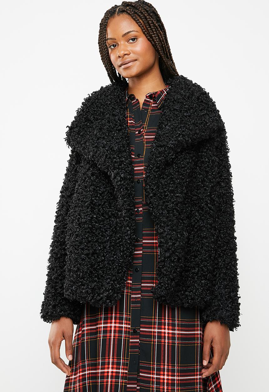 Missguided - Shaggy waterfall faux fur jacket - black