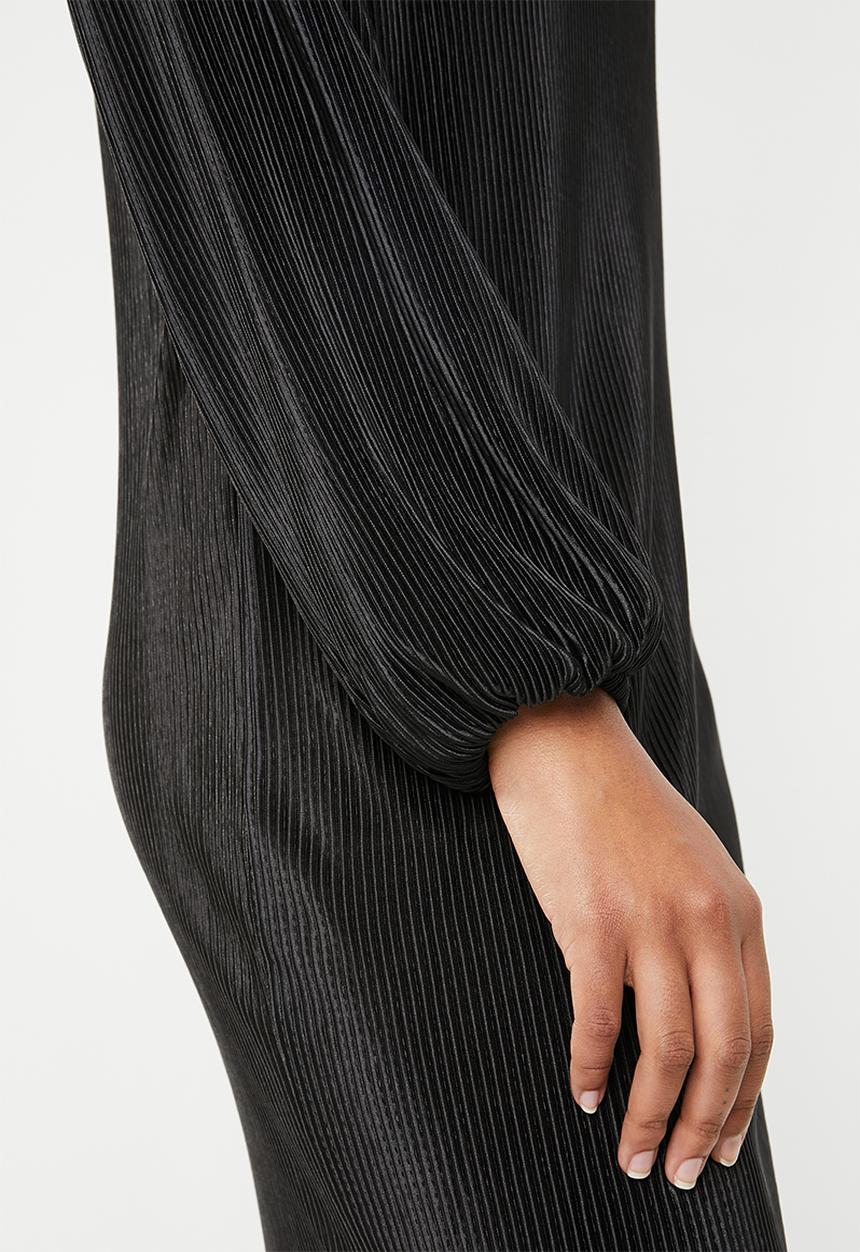 Superbalist - Plisse shift dress - black