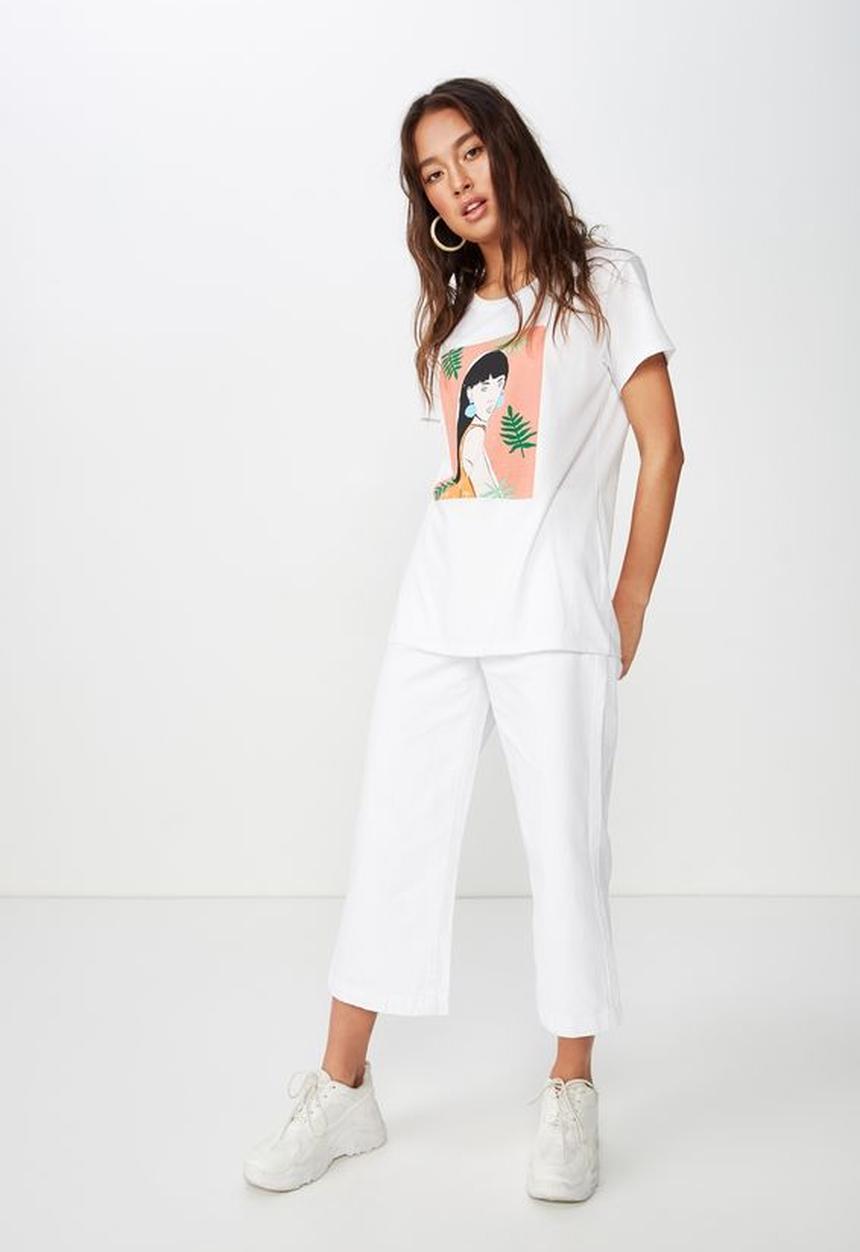 Cotton On - Classic arts tee - white