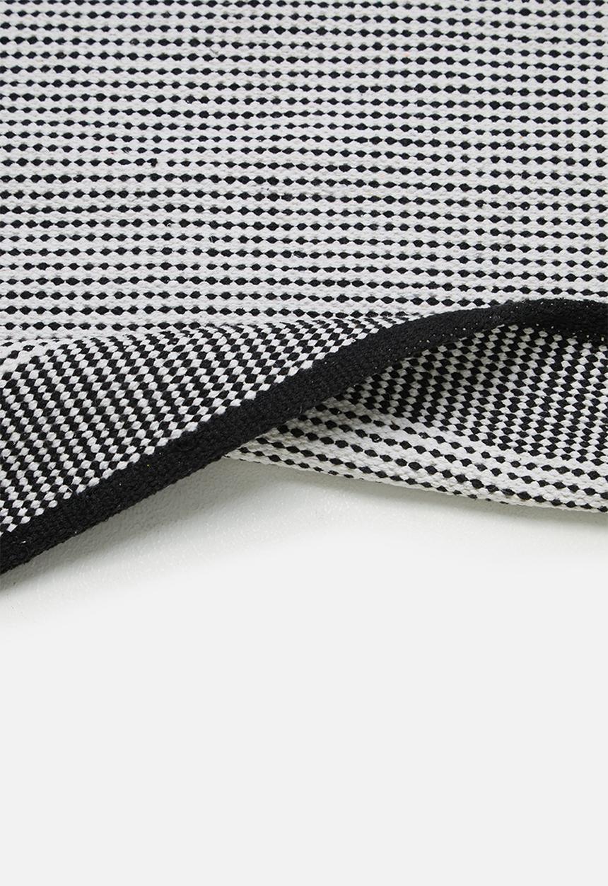 Sixth Floor - Anele bath mat - black/grey