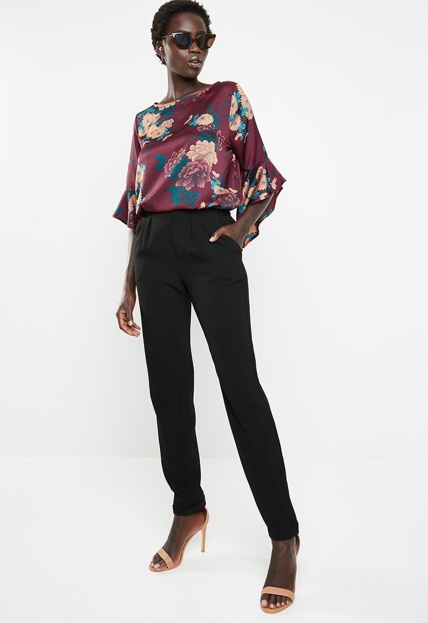 Revenge - Floral bell sleeve top - burgundy