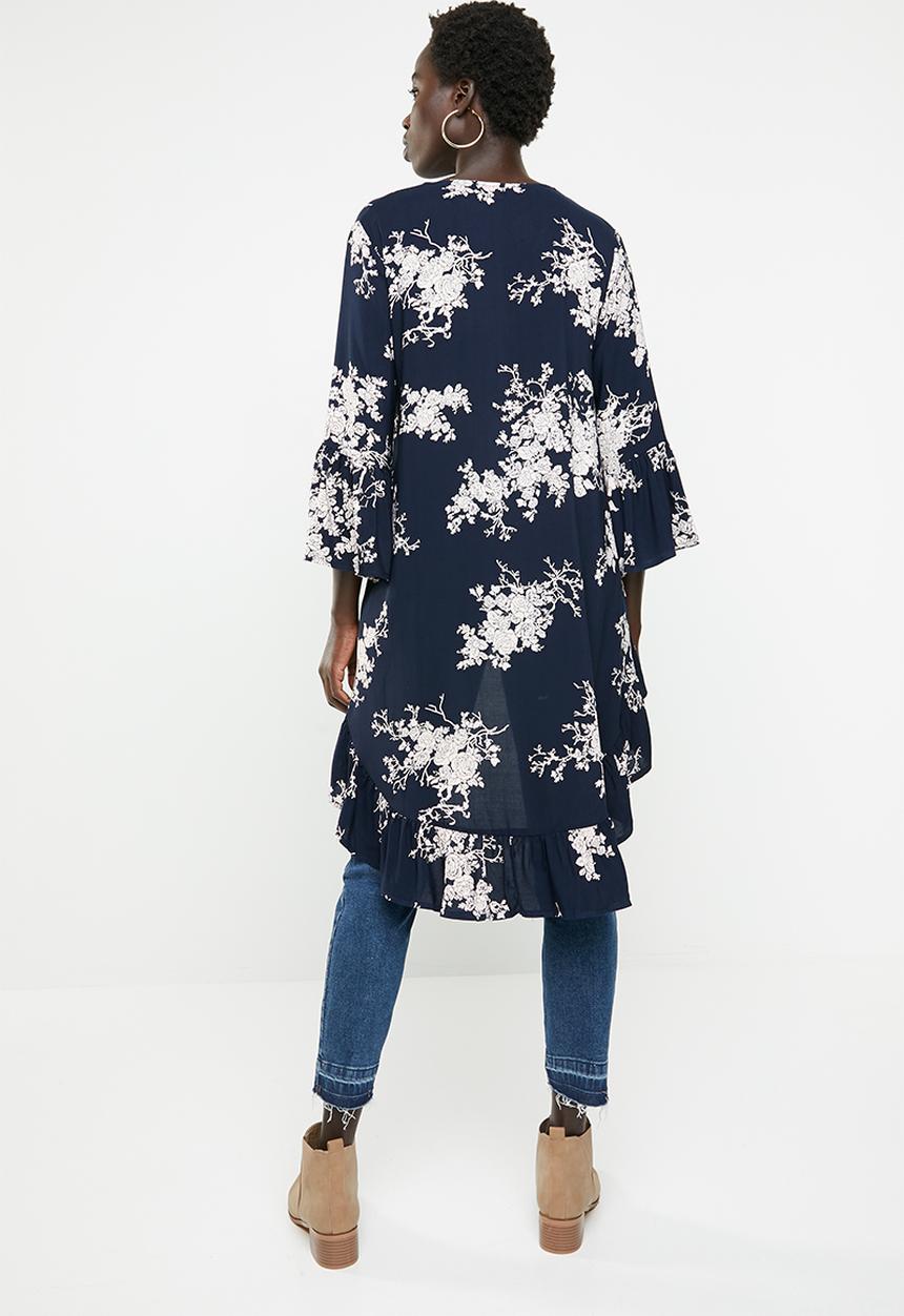 Revenge - Floral dip hem fluted sleeve top - navy