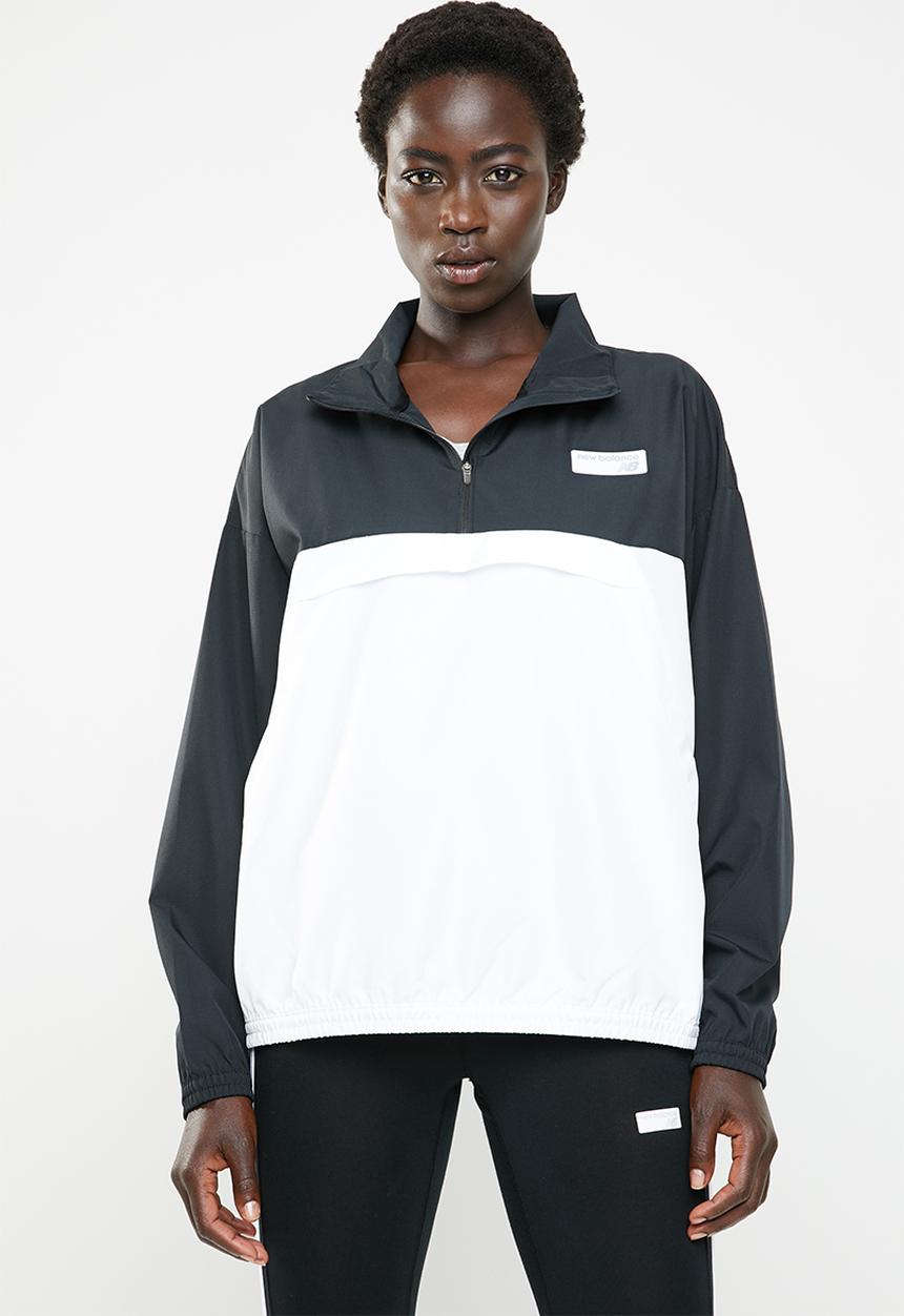 New Balance  - Athletics windbreaker pullover - black & white