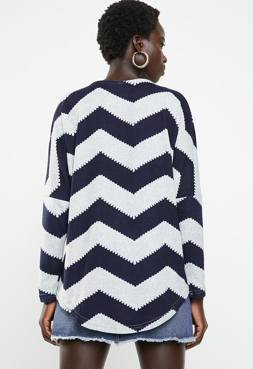 Revenge - Zig zag zip through top - navy & grey