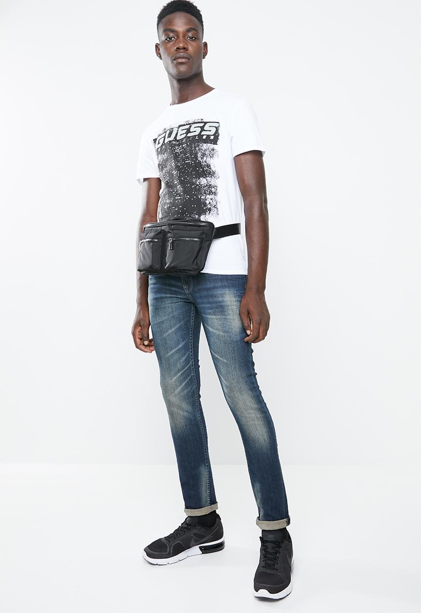 GUESS - Guess black out short sleeve tee - white