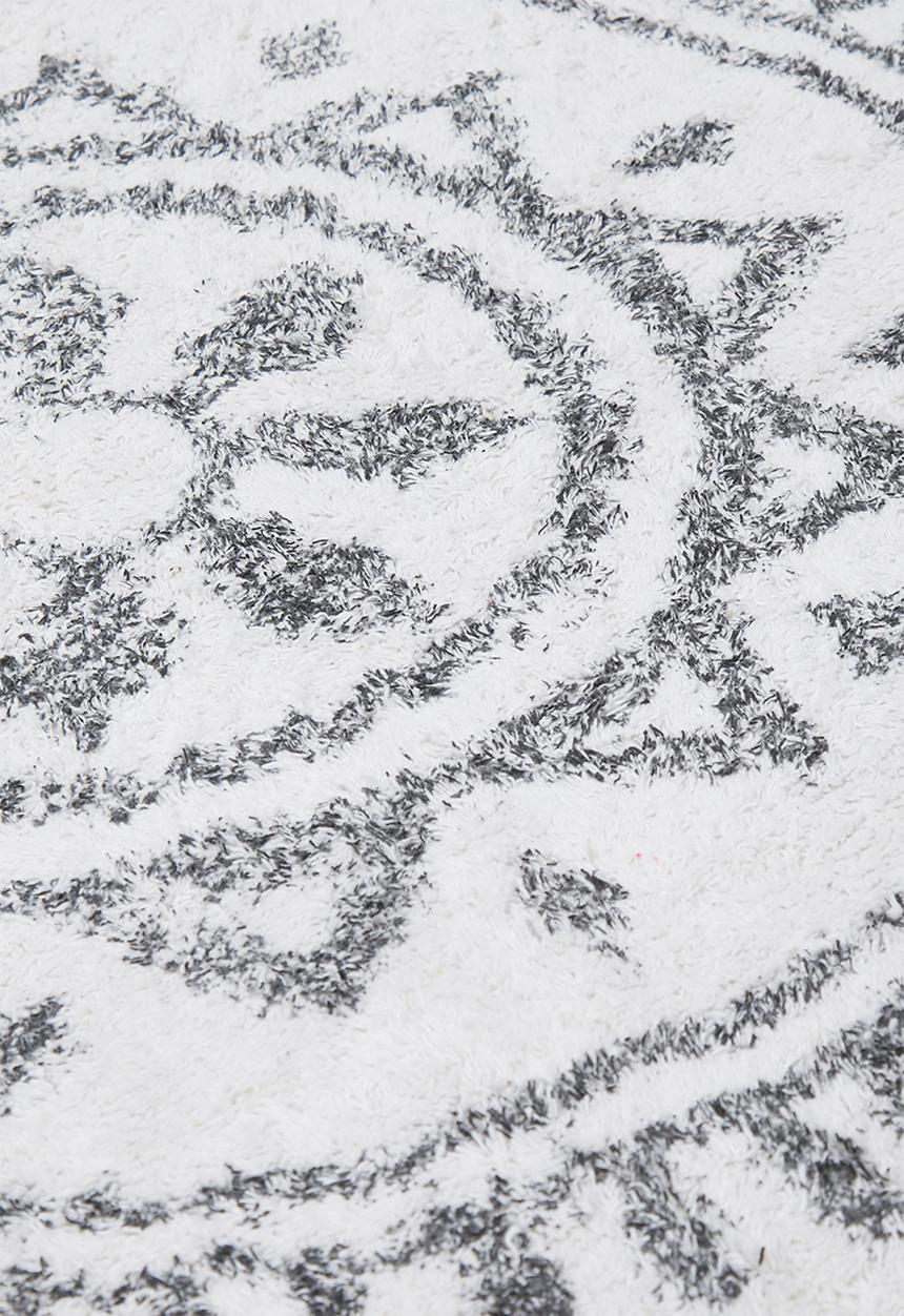 Sixth Floor - Sonja round tufted rug - white & black