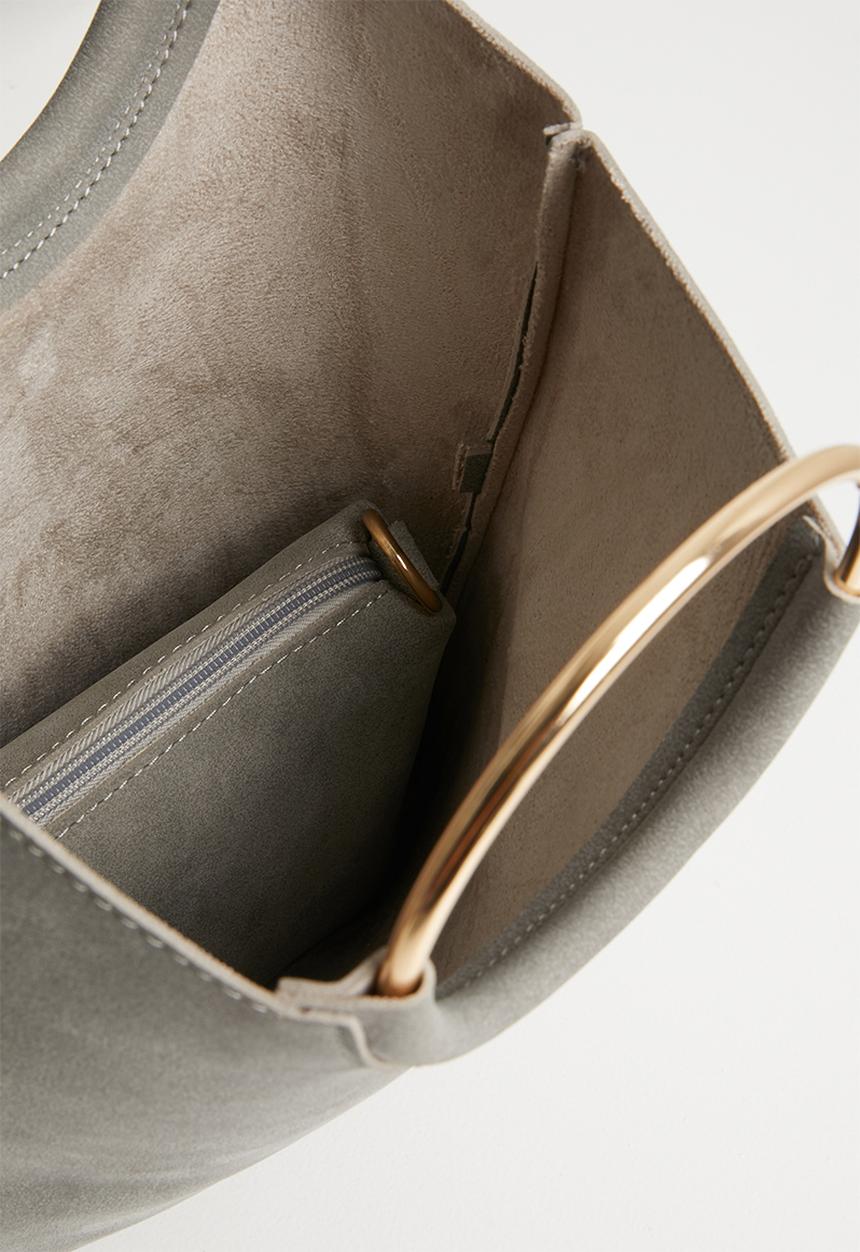 Superbalist - Double ring detail cross body bag - grey
