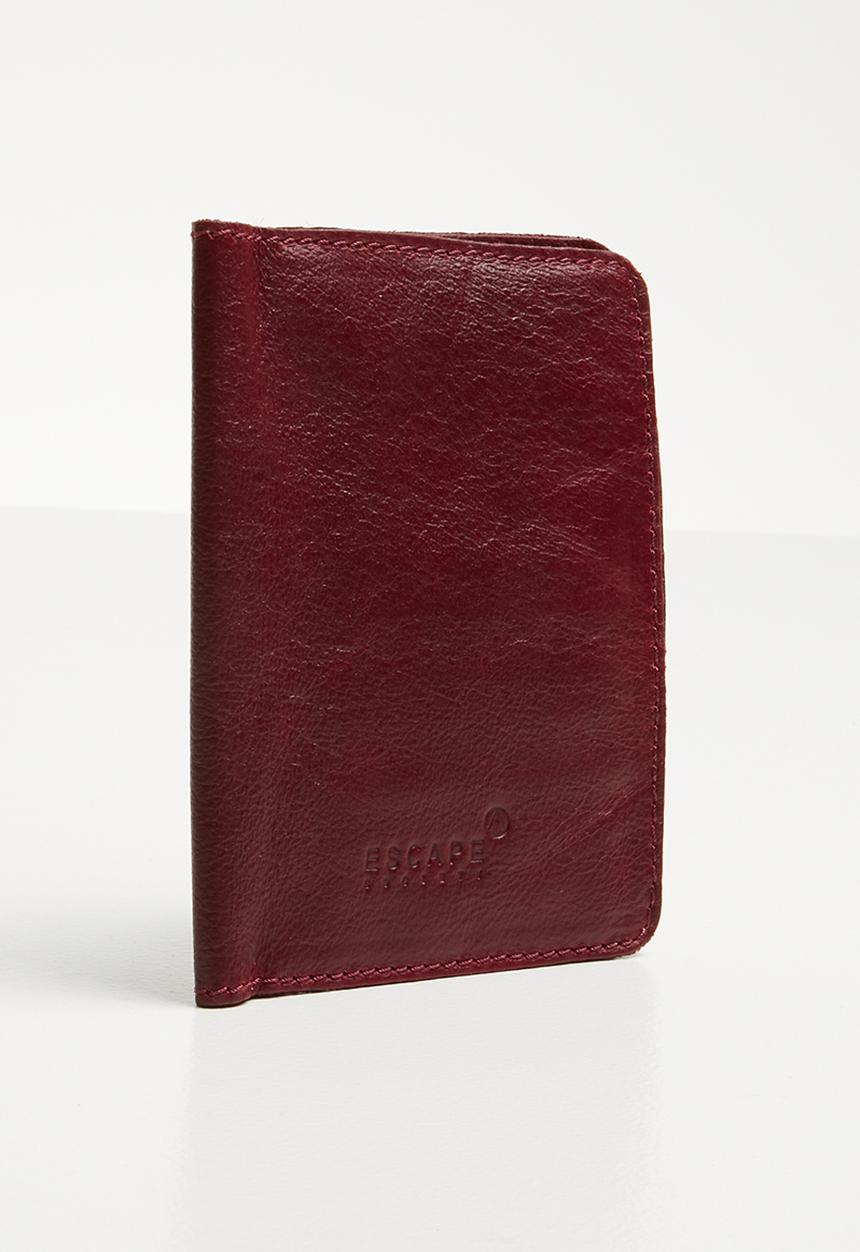 Escape Society - Leather passport holder - burgundy