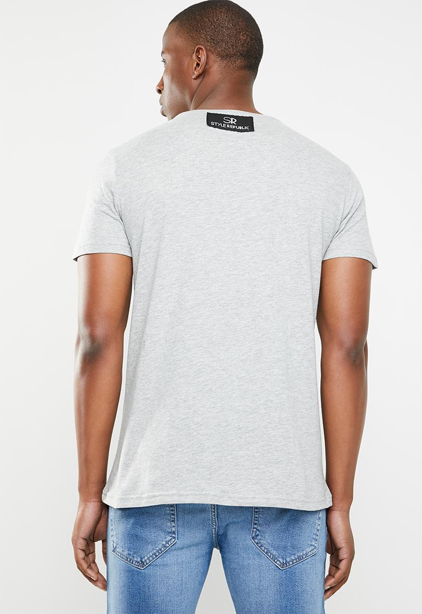 STYLE REPUBLIC - Printed chest pocket tee - grey