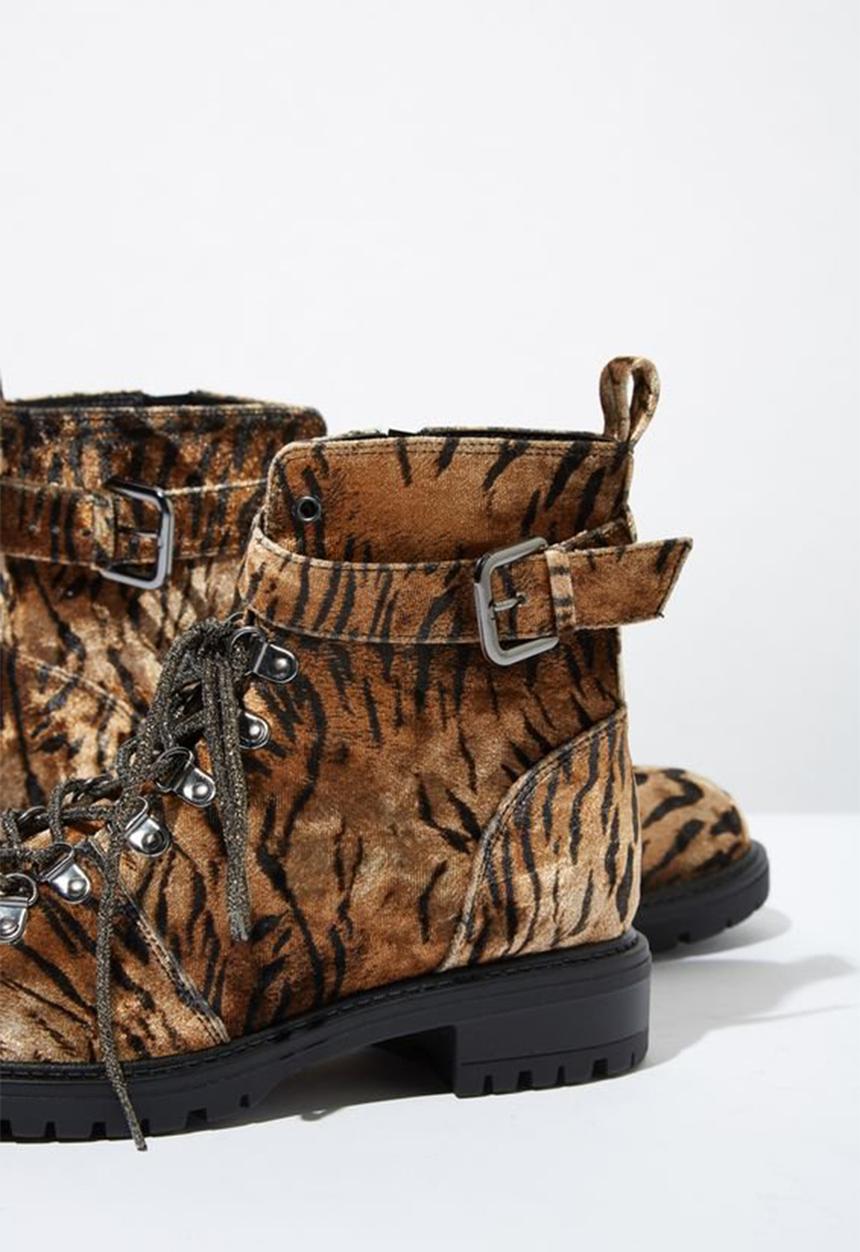 Cotton On - Hariette combat boot - brown & black