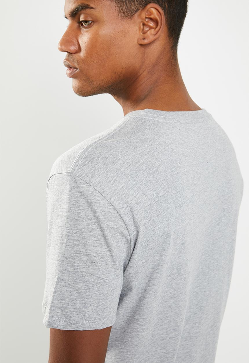 GUESS - Guess baseball short sleeve tee - grey & red