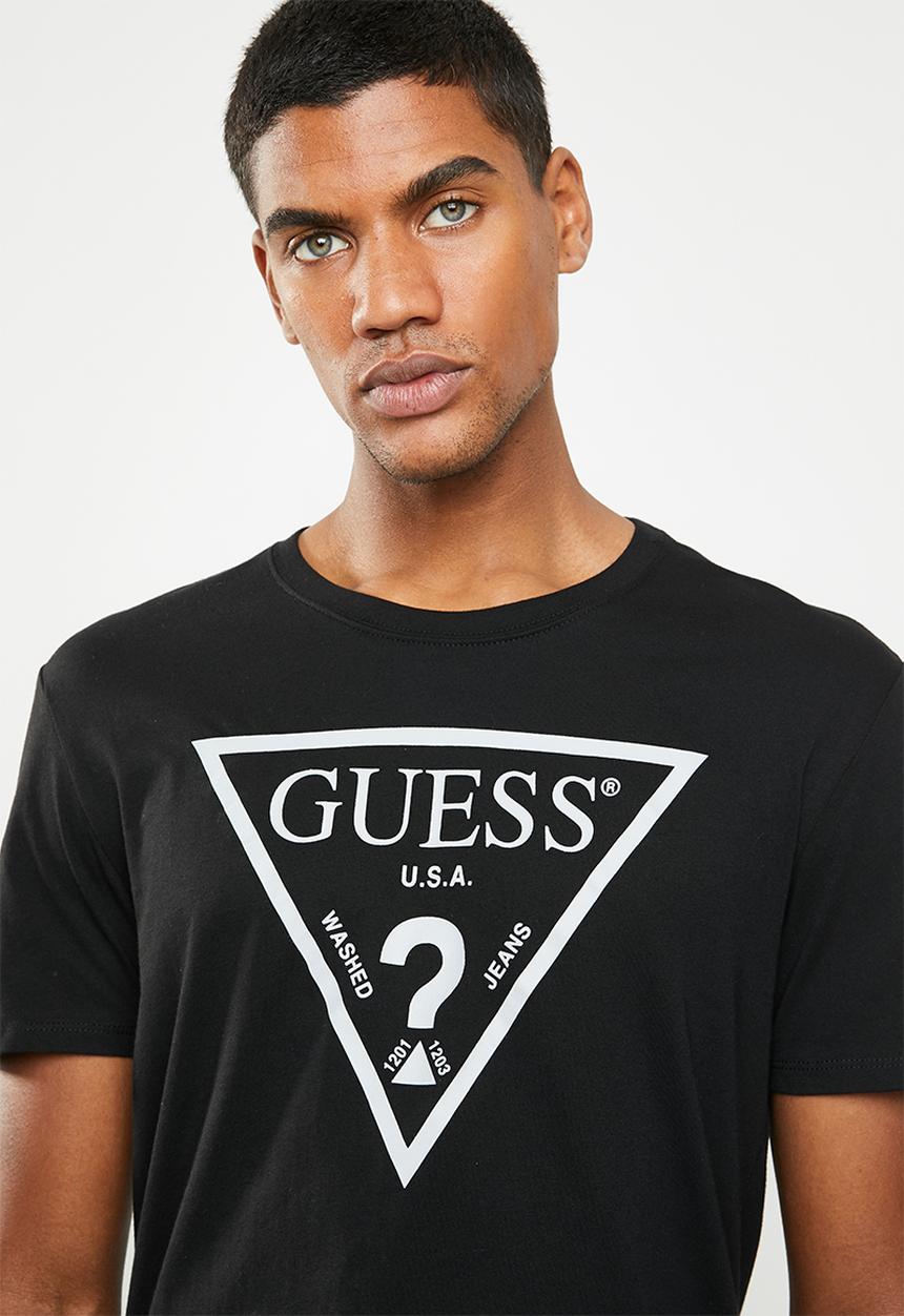 GUESS - Core triangle tee - black