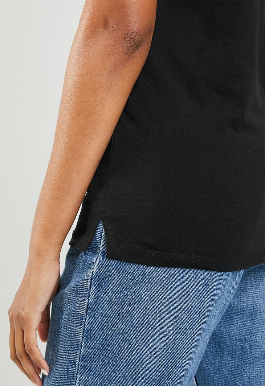 GUESS - Guess diamonds and pearls tri tee - black