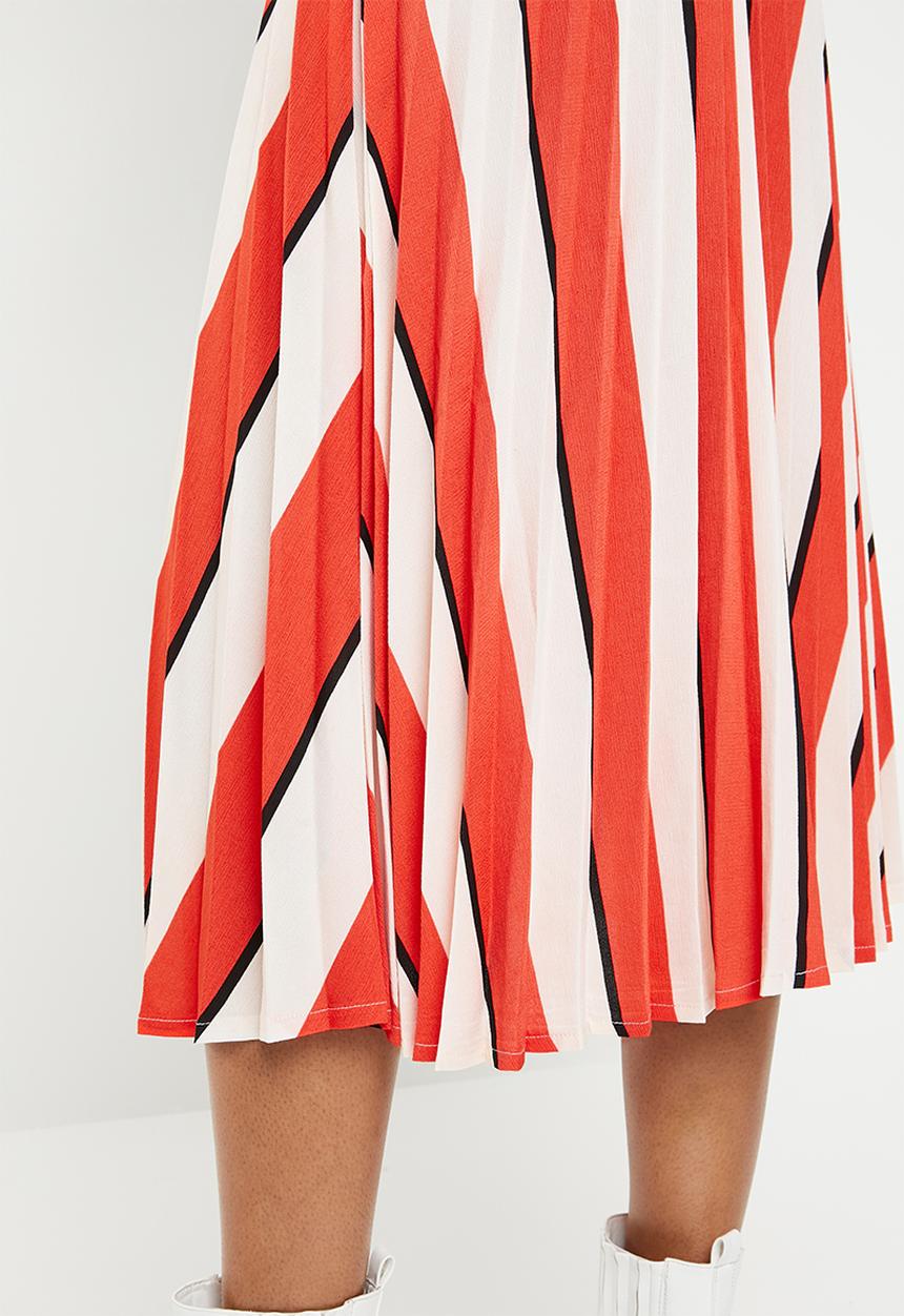 STYLE REPUBLIC - Highwaisted pleated skirt - orange