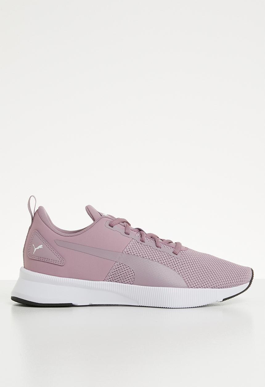 PUMA - Flyer runner make wmns - elderberry - white 