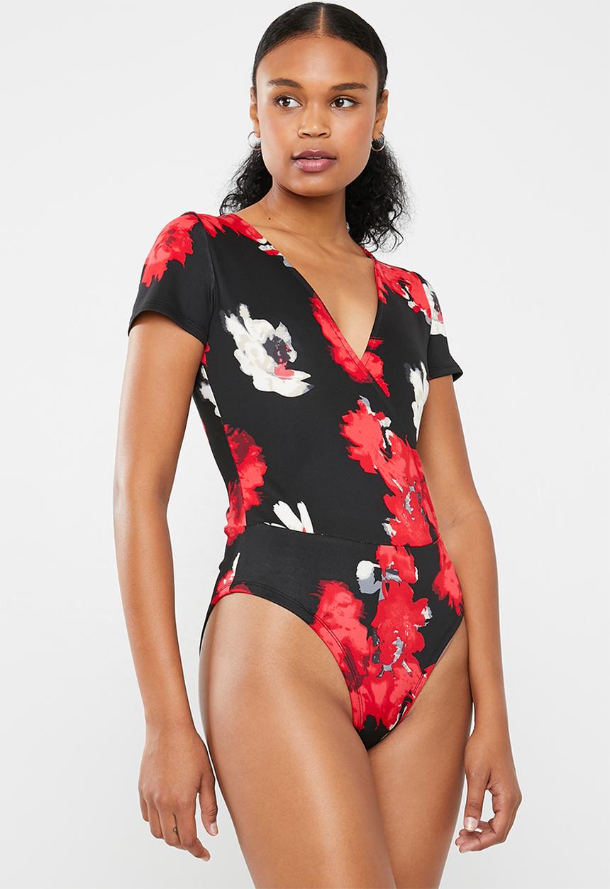 Superbalist - Floral printed wrap bodysuit - black & red floral