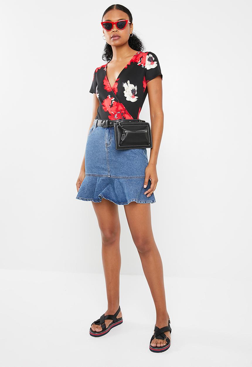 Superbalist - Floral printed wrap bodysuit - black & red floral