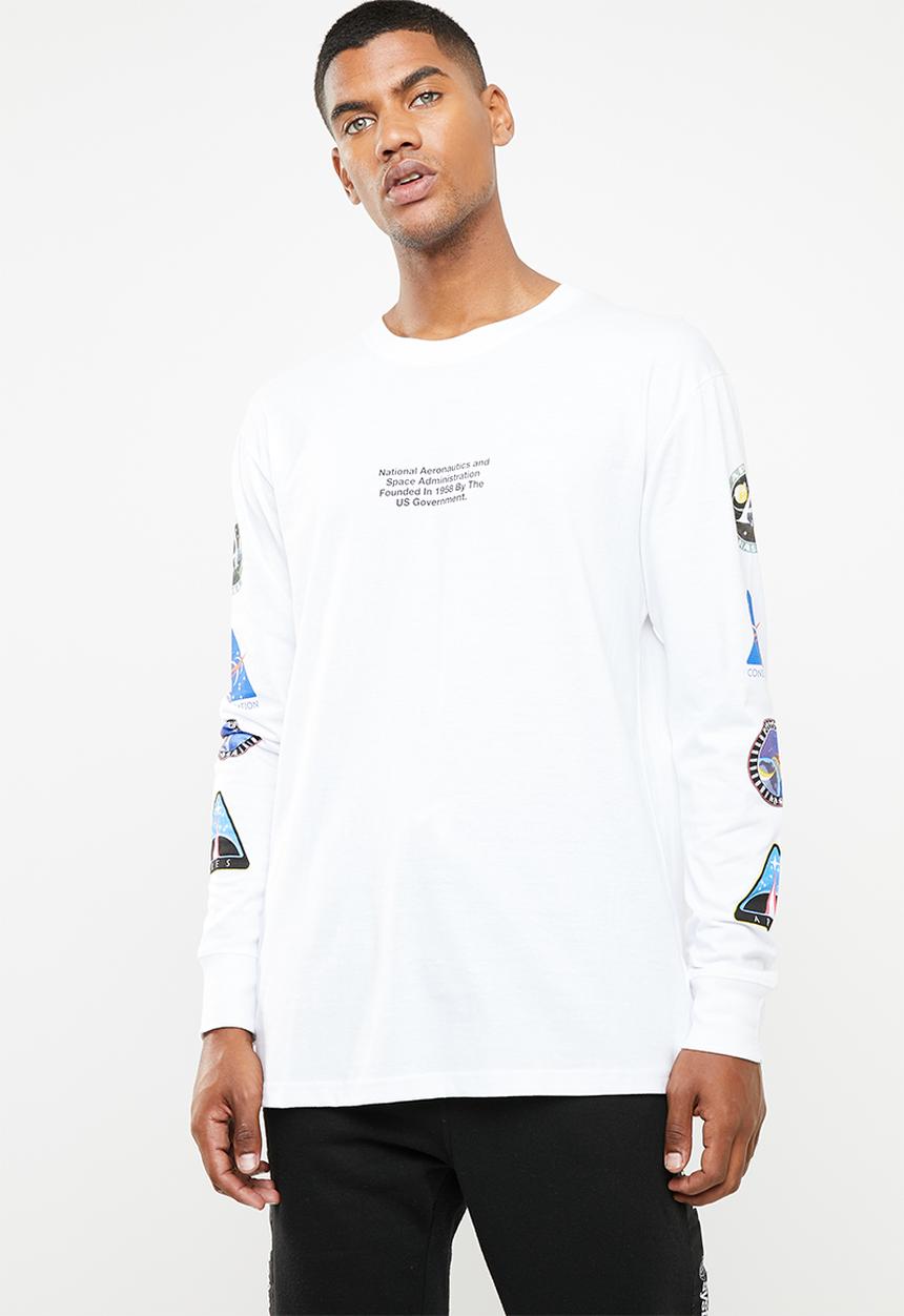 Cotton On - Nasa- exploration tbar collaboration long sleeve tee - white