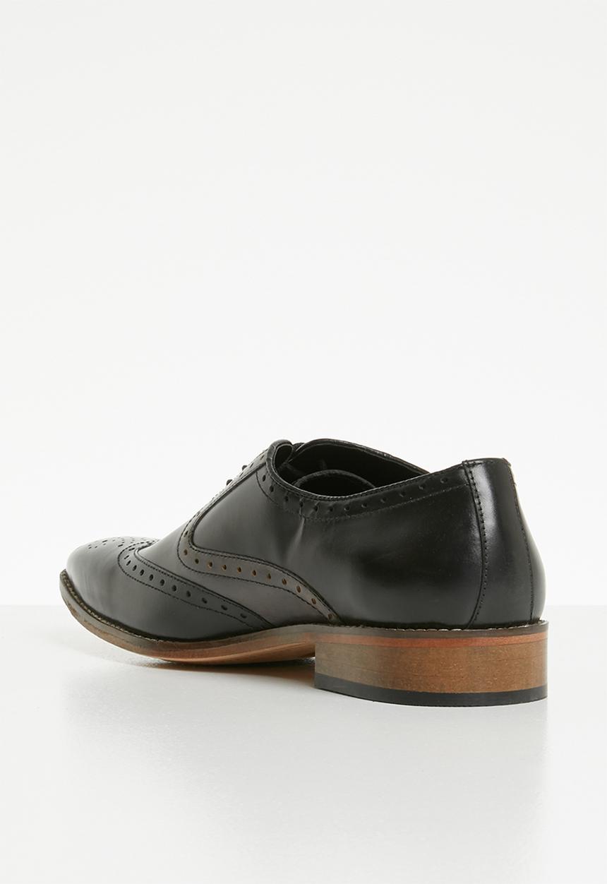 Pringle of Scotland - Aaron lace-up - black