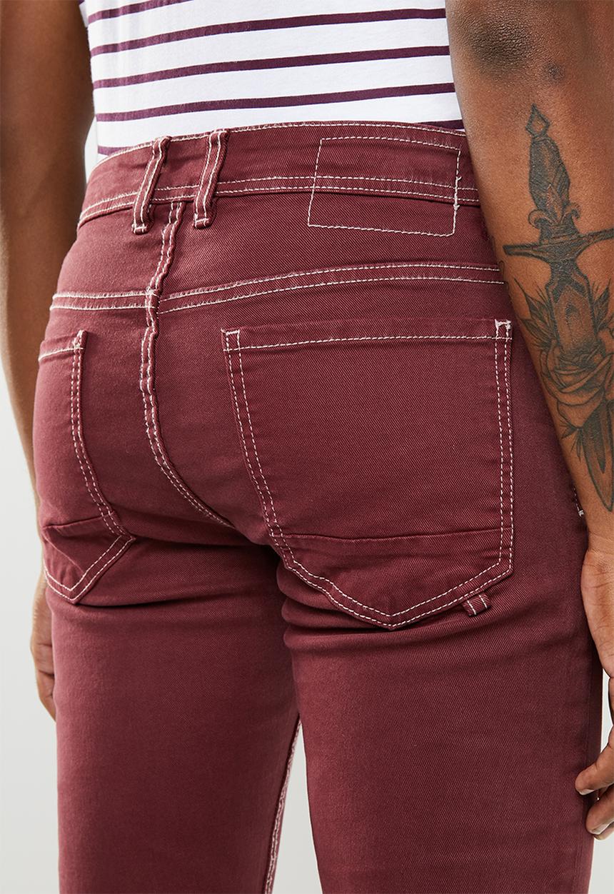 Cotton On - Slim fit jean - burgundy