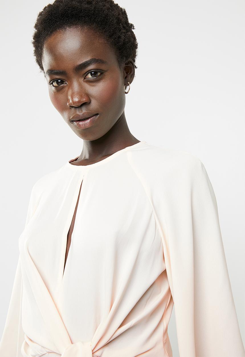 Revenge - Tie front blouse with open back - pink