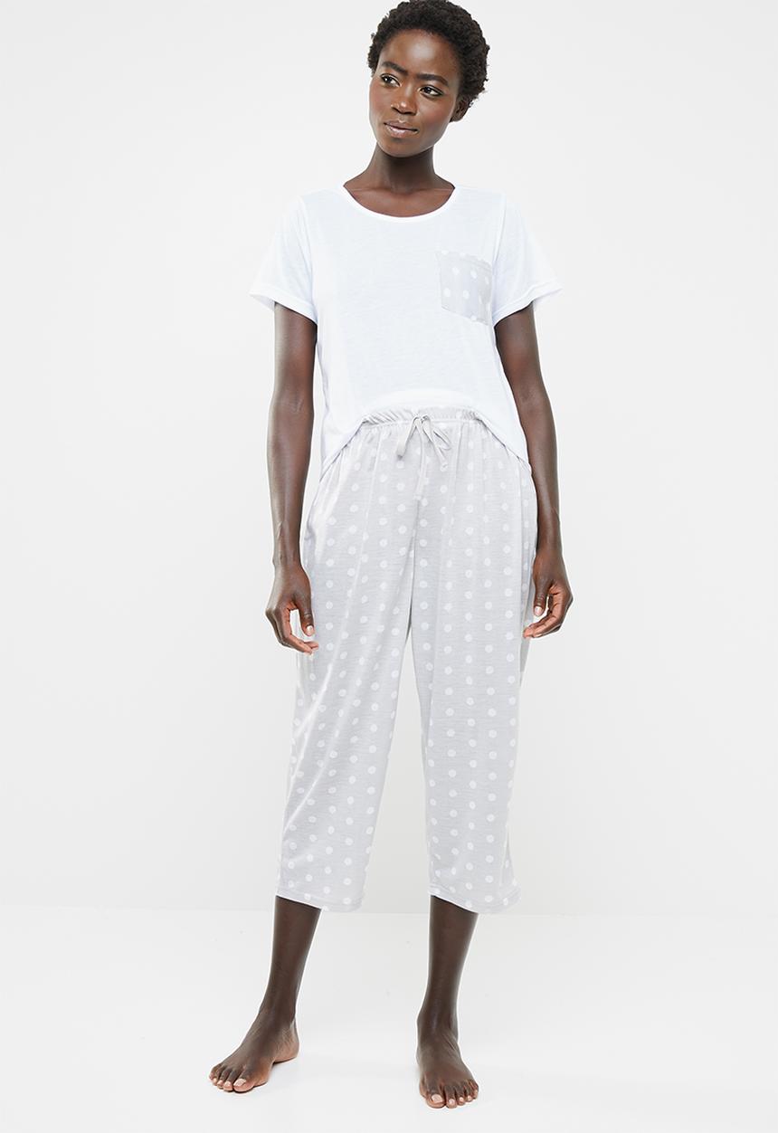 edit - Sleep tee and capri pants sleep set - grey & white