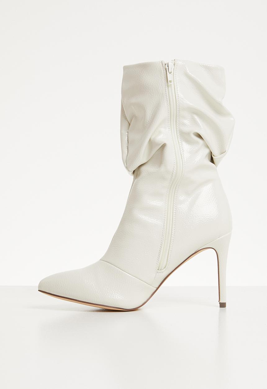 Miss Black - Trixie boot - off white