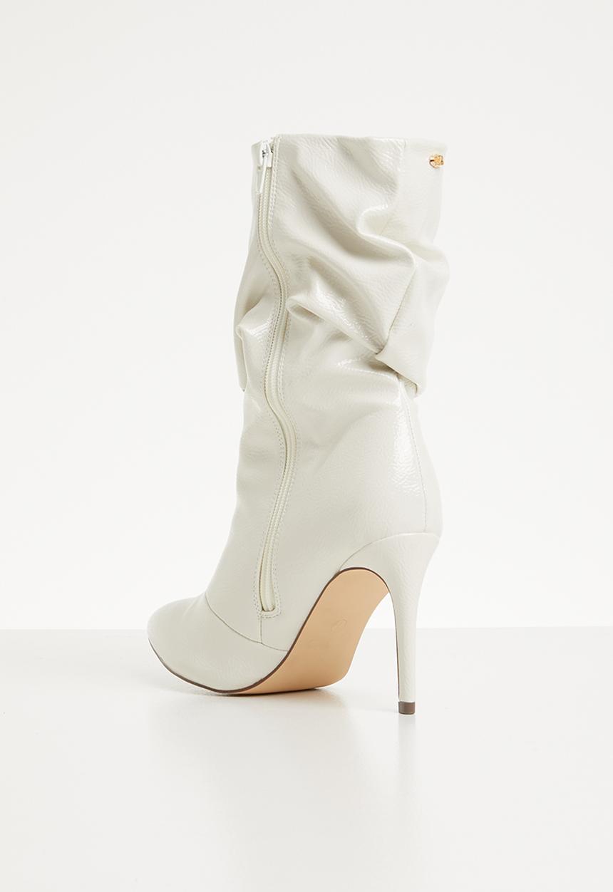 Miss Black - Trixie boot - off white
