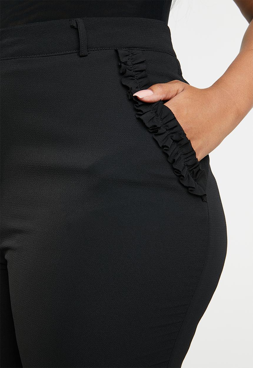 Brave Soul - Plus size cropped trouser with side ruffle detail - black