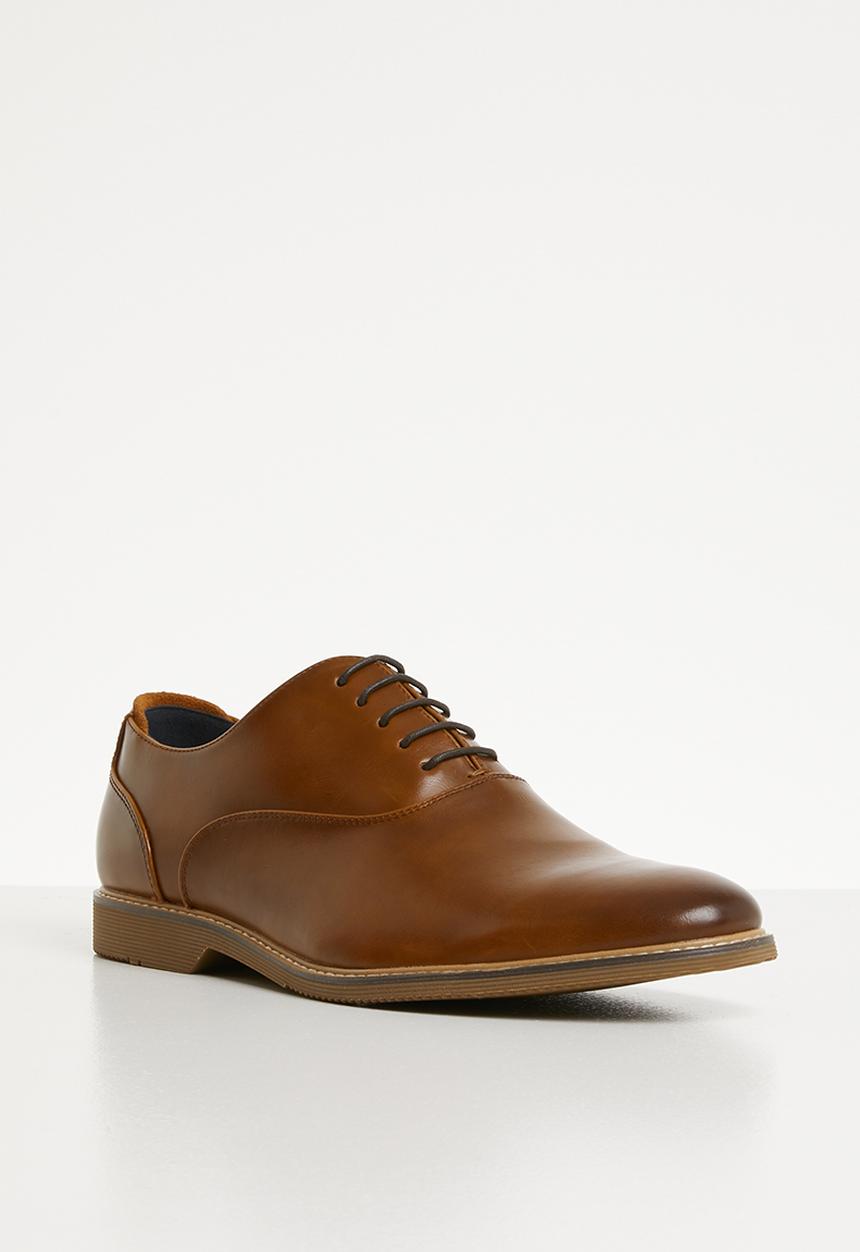 Steve Madden - Nunan formal shoe - tan