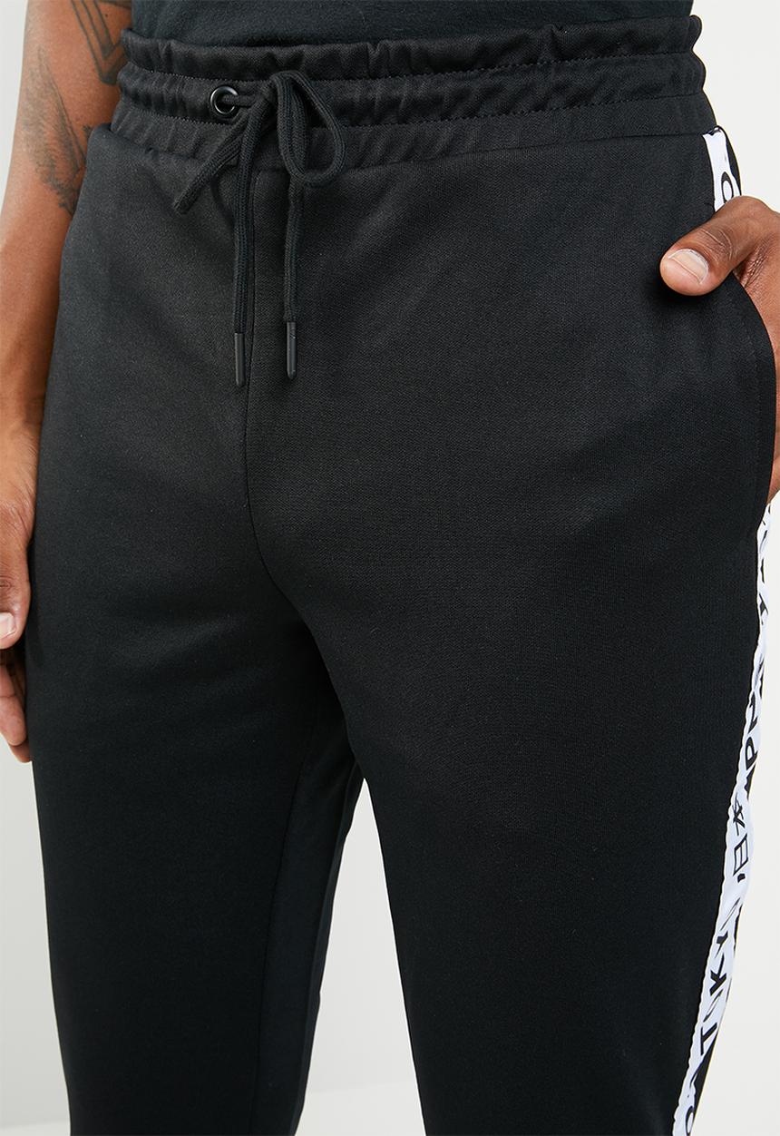 Only & Sons - Wf william poly cuff track pants exp - black