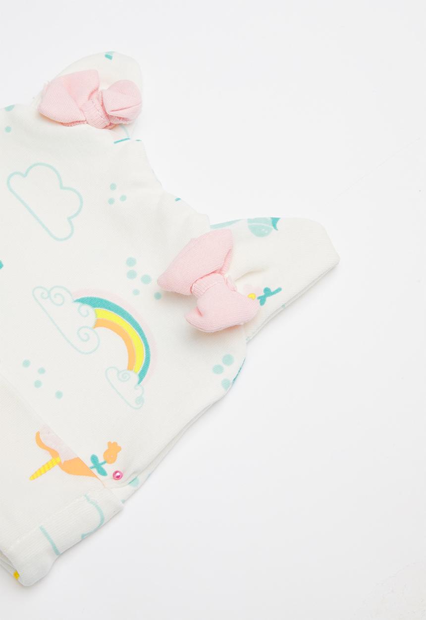 Baby Corner - Unicorn patterned sleepsuit & cap set - multi