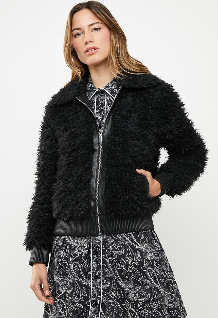 Vero Moda - Ibi jayla short faux fur jacket - black