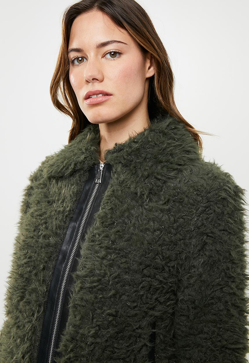 Vero Moda - Ibi jayla short faux fur jacket - khaki